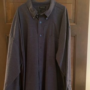 Mens Button Down - like new